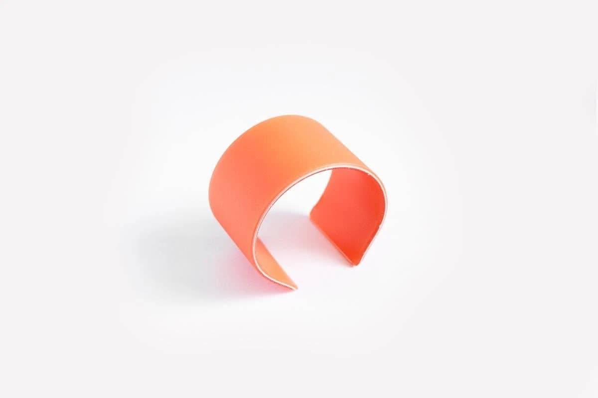 dconstruct - Ecoresin Cuff - Wide: Whisper Robin / M - PMA Store at the Portland Museum of Art, Maine