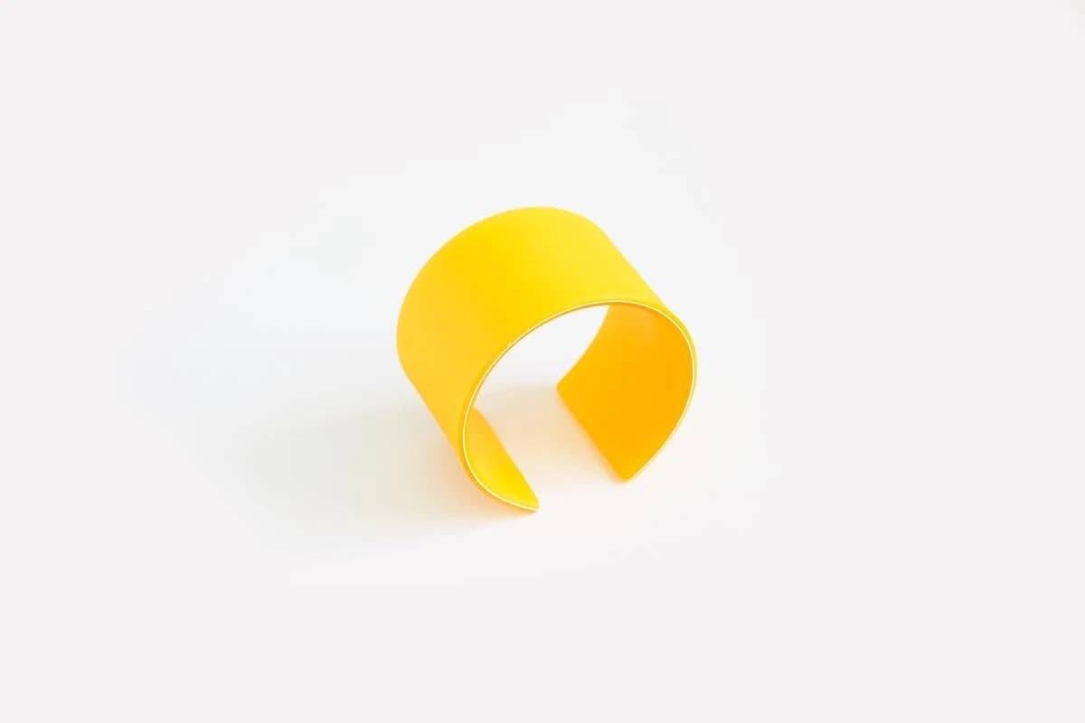 dconstruct - Ecoresin Cuff - Wide: Whisper Robin / M - PMA Store at the Portland Museum of Art, Maine
