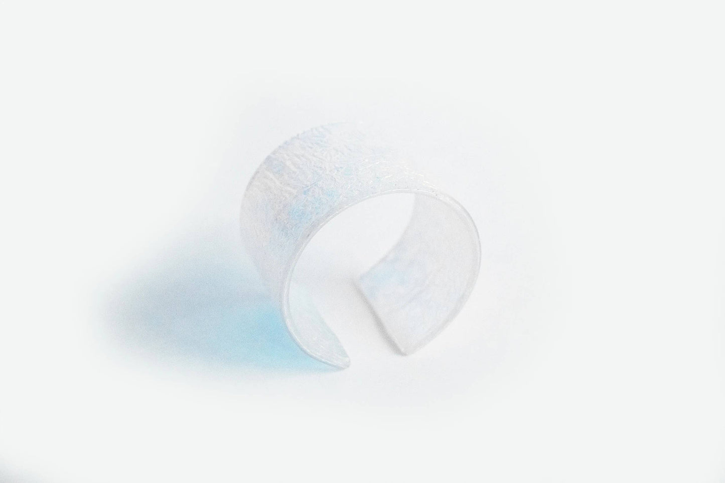 dconstruct - Ecoresin Cuff - Wide: Whisper Robin / M - PMA Store at the Portland Museum of Art, Maine