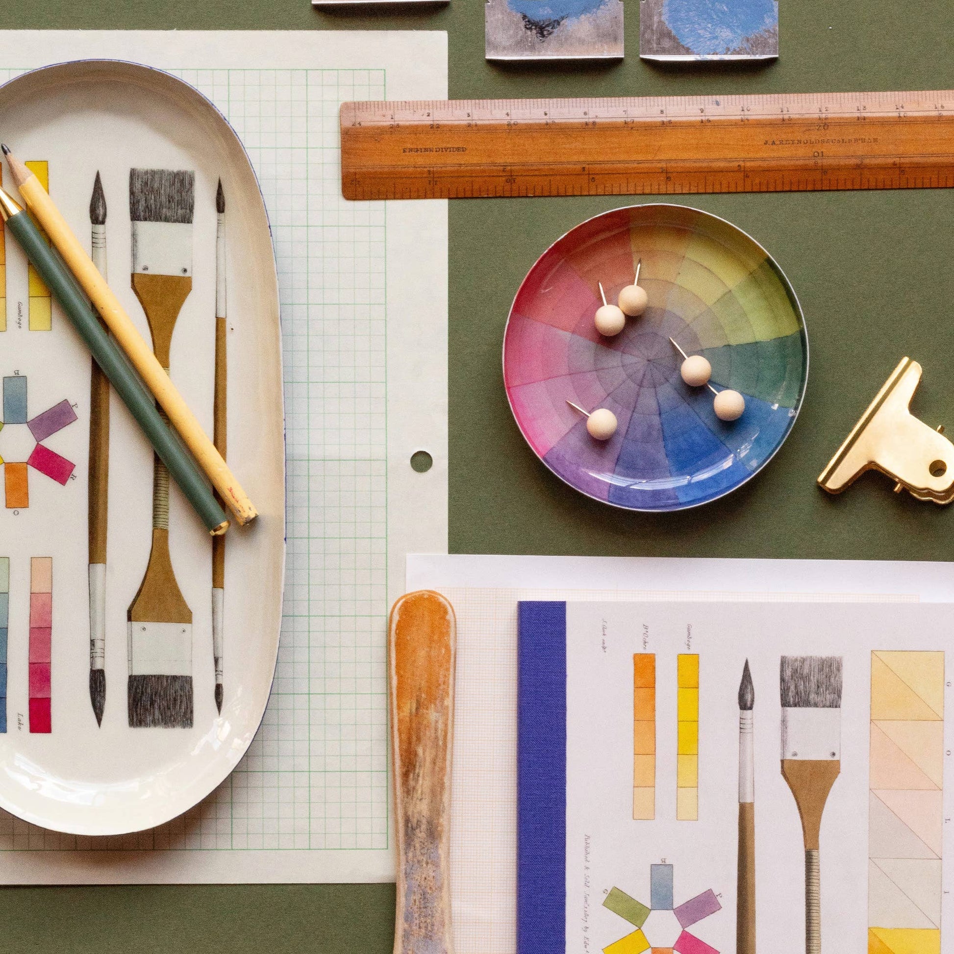 Roomytown Inc - Enamel Printed Tray - Vintage Colour Wheel - PMA Store at the Portland Museum of Art, Maine