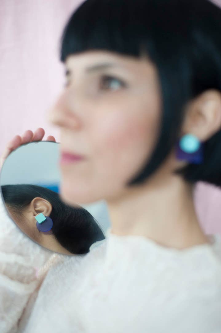 Pamela Coromoto - Glare Mini Earrings - Spring/Summer : Olive/Lilac