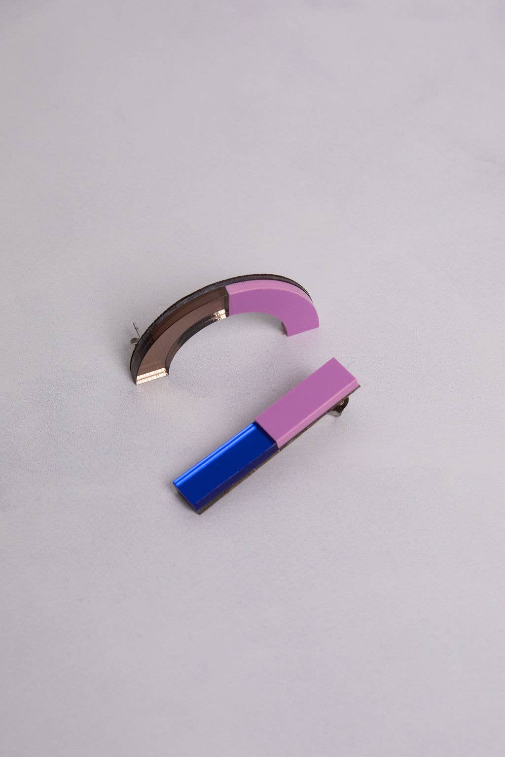 Pamela Coromoto - NEW Memphis Mini Earrings: Lilac/Salmon
