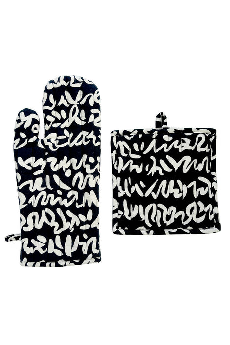 See Design - Oven Mitt & Potholder Set: Blocks Black/Grey