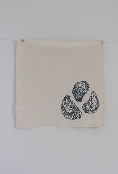 Hearth and Harrow - Set of 4 Organic Cotton Oyster Napkins - Oysters - Nautical: Mint green