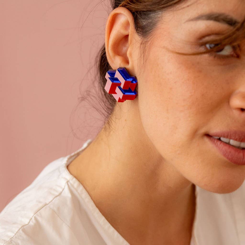 Pamela Coromoto - NEW Prisma Earrings – Bold Geometry for Modern Style: Purple Palette / Clip