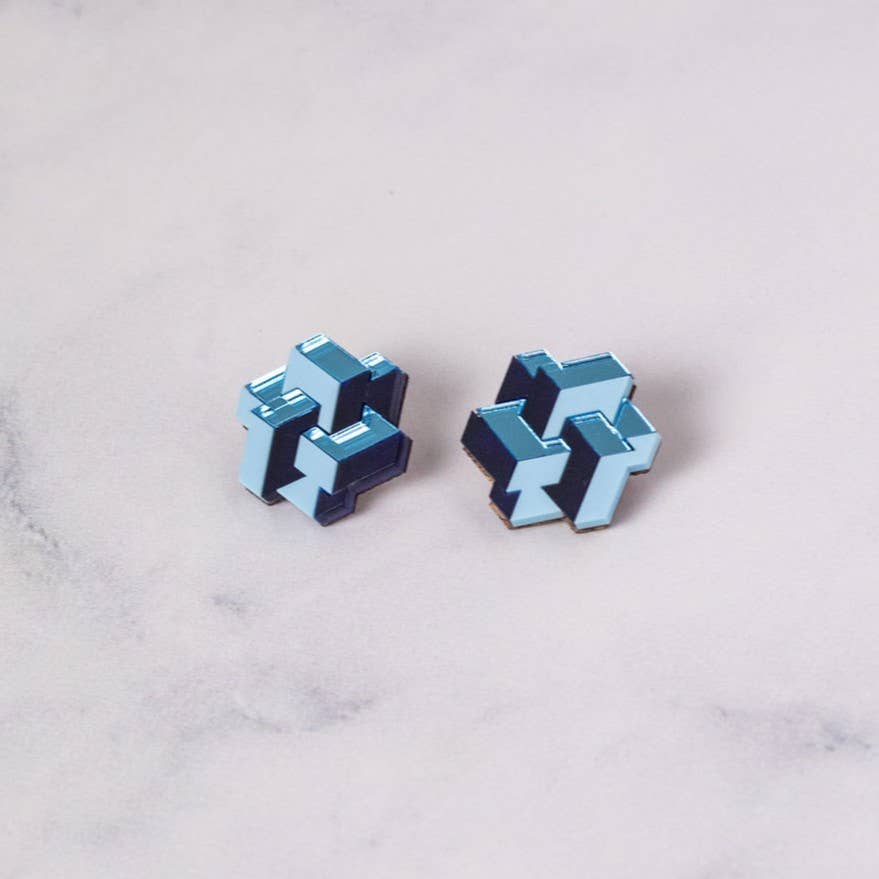 Pamela Coromoto - NEW Prisma Earrings – Bold Geometry for Modern Style: Purple Palette / Clip