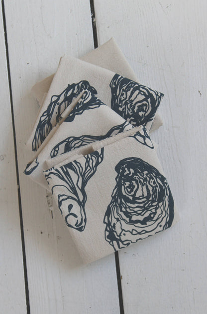 Hearth and Harrow - Set of 4 Organic Cotton Oyster Napkins - Oysters - Nautical: Mint green