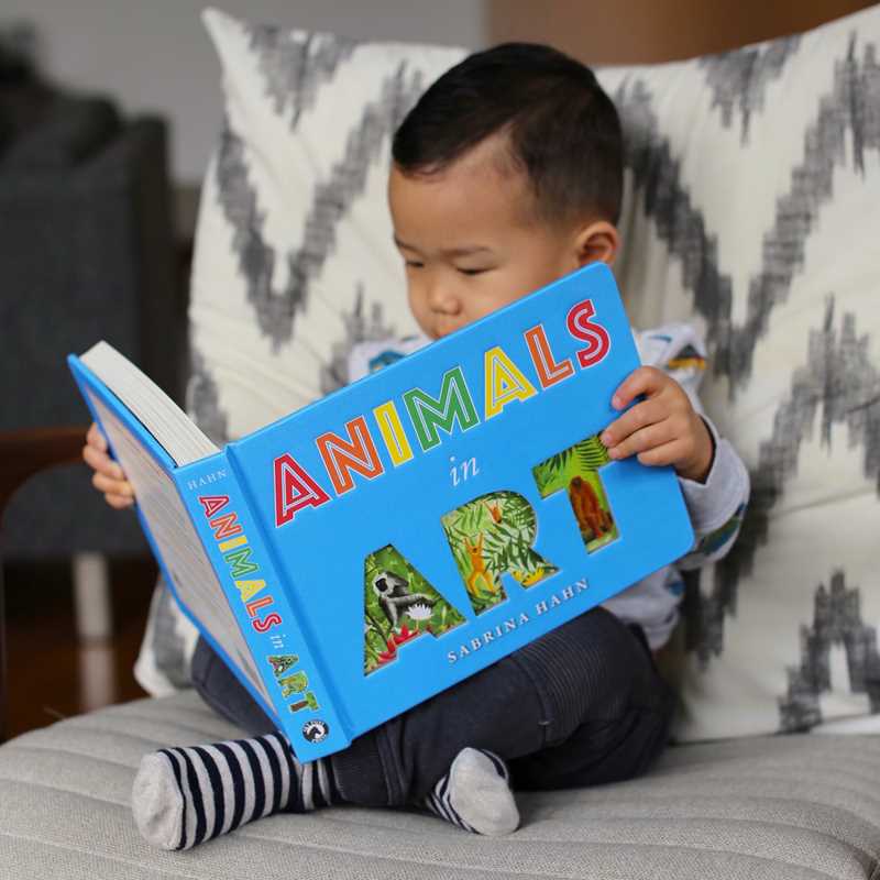 Simon & Schuster - Animals in Art by Sabrina Hahn: Board Books; 64 pages / English - PMA Store at the Portland Museum of Art, Maine