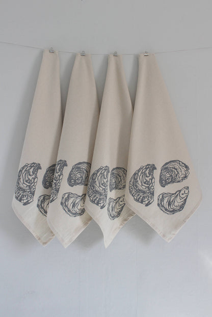 Hearth and Harrow - Set of 4 Organic Cotton Oyster Napkins - Oysters - Nautical: Mint green