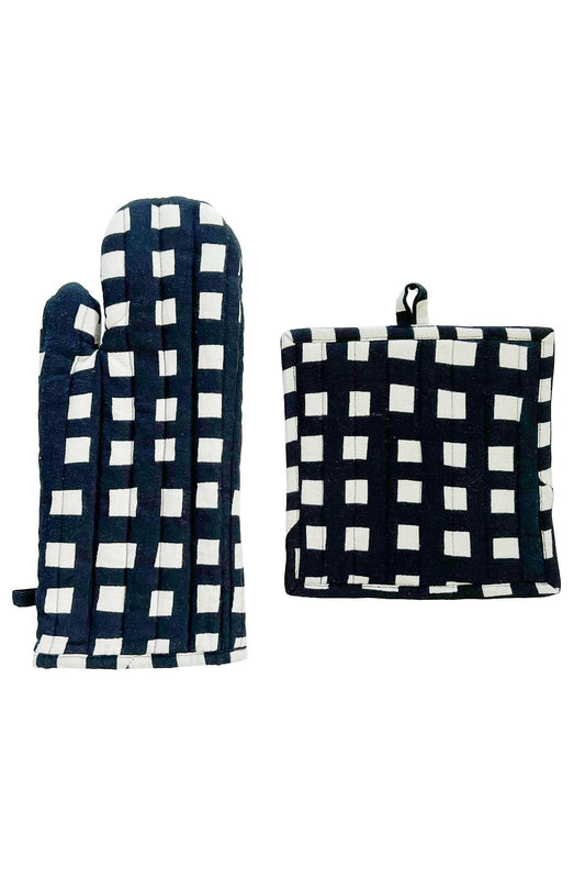 See Design - Oven Mitt & Potholder Set: Blocks Black/Grey - PMA Store at the Portland Museum of Art, Maine