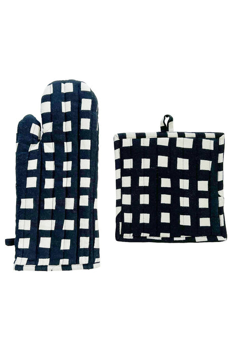 See Design - Oven Mitt & Potholder Set: Blocks Black/Grey