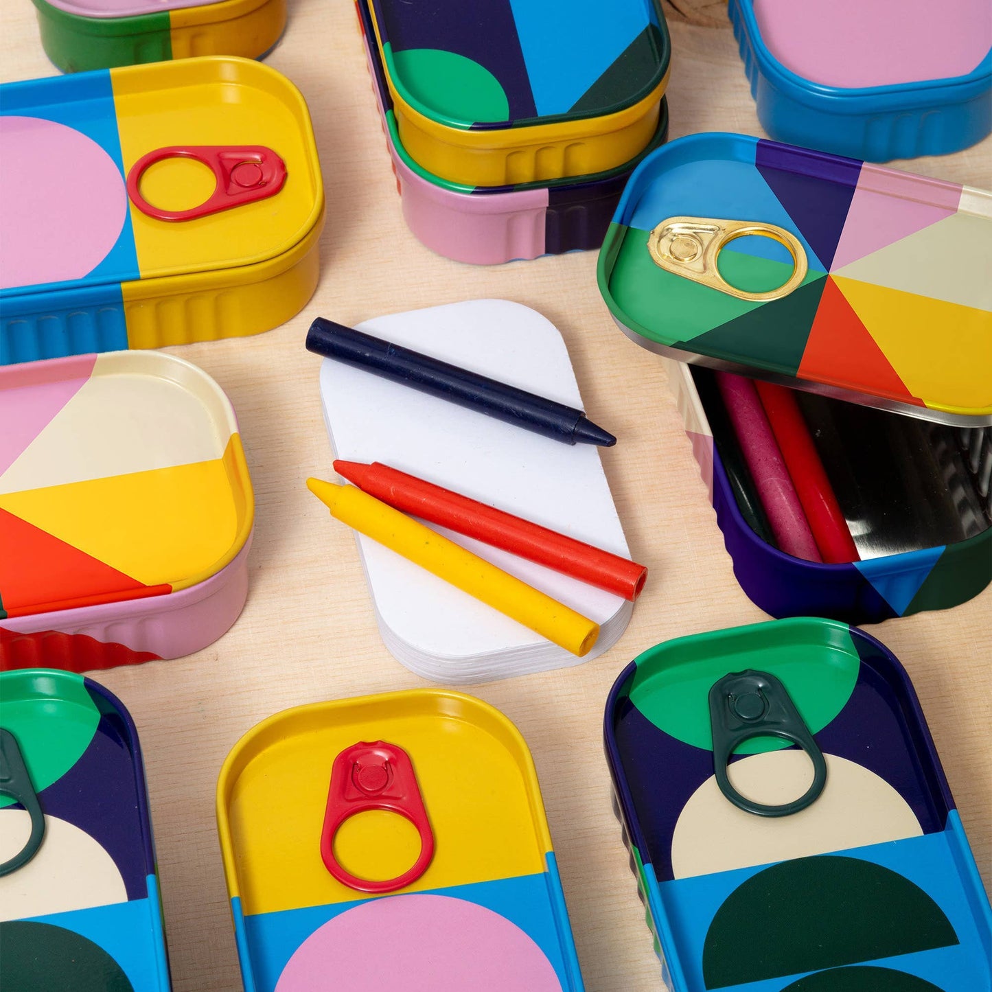 Block Design US - Tinned Goods - Drawing Pad & Crayons