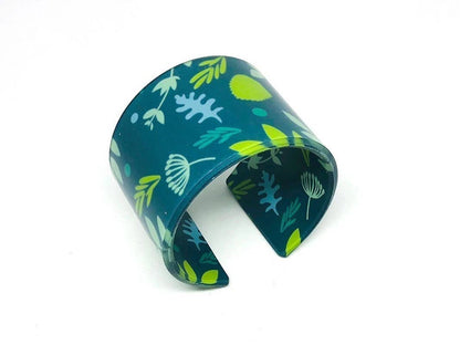 dconstruct - Ecoresin Cuff - Wide: Whisper Robin / M - PMA Store at the Portland Museum of Art, Maine