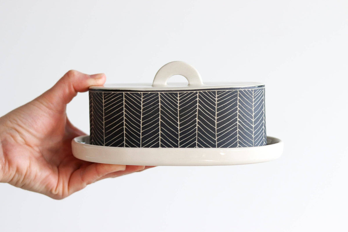Elizabeth Benotti Ceramics - Herringbone Butter Dish: Black - PMA Store at the Portland Museum of Art, Maine