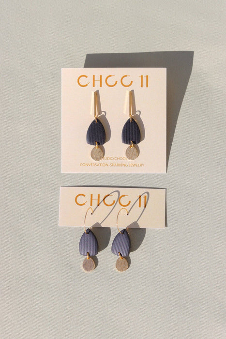 BONNIE EARRING: Azure / Bar posts