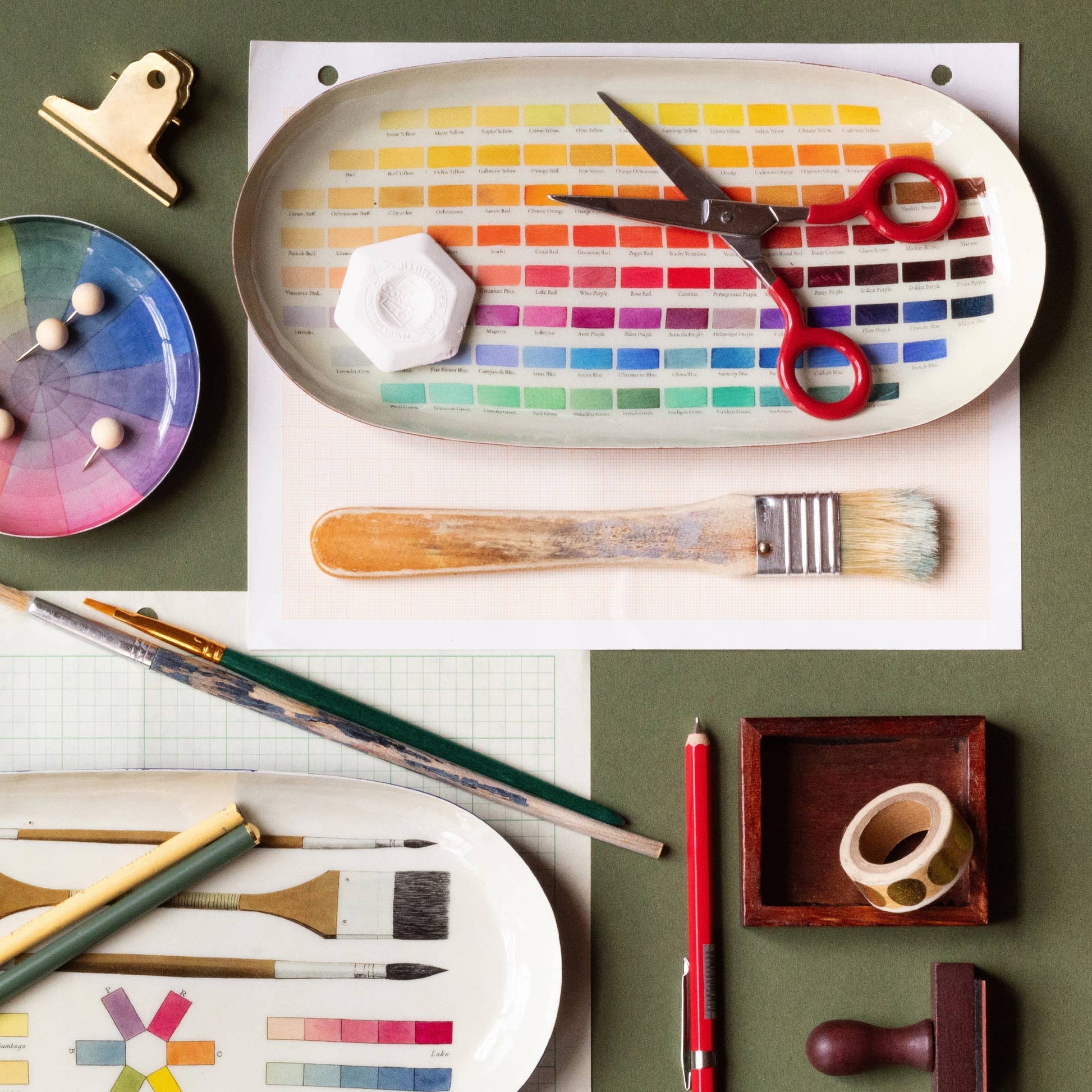 Roomytown Inc - Enamel Printed Tray - Nomenclature of Colors - PMA Store at the Portland Museum of Art, Maine
