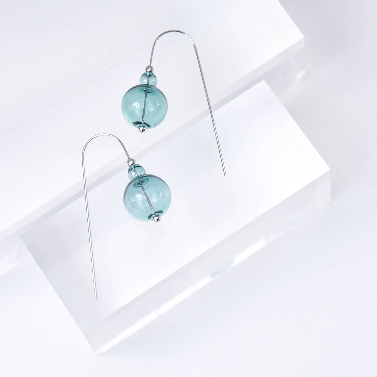 Pursuits - Mini Scoop Earrings: G.Grey w. Amber