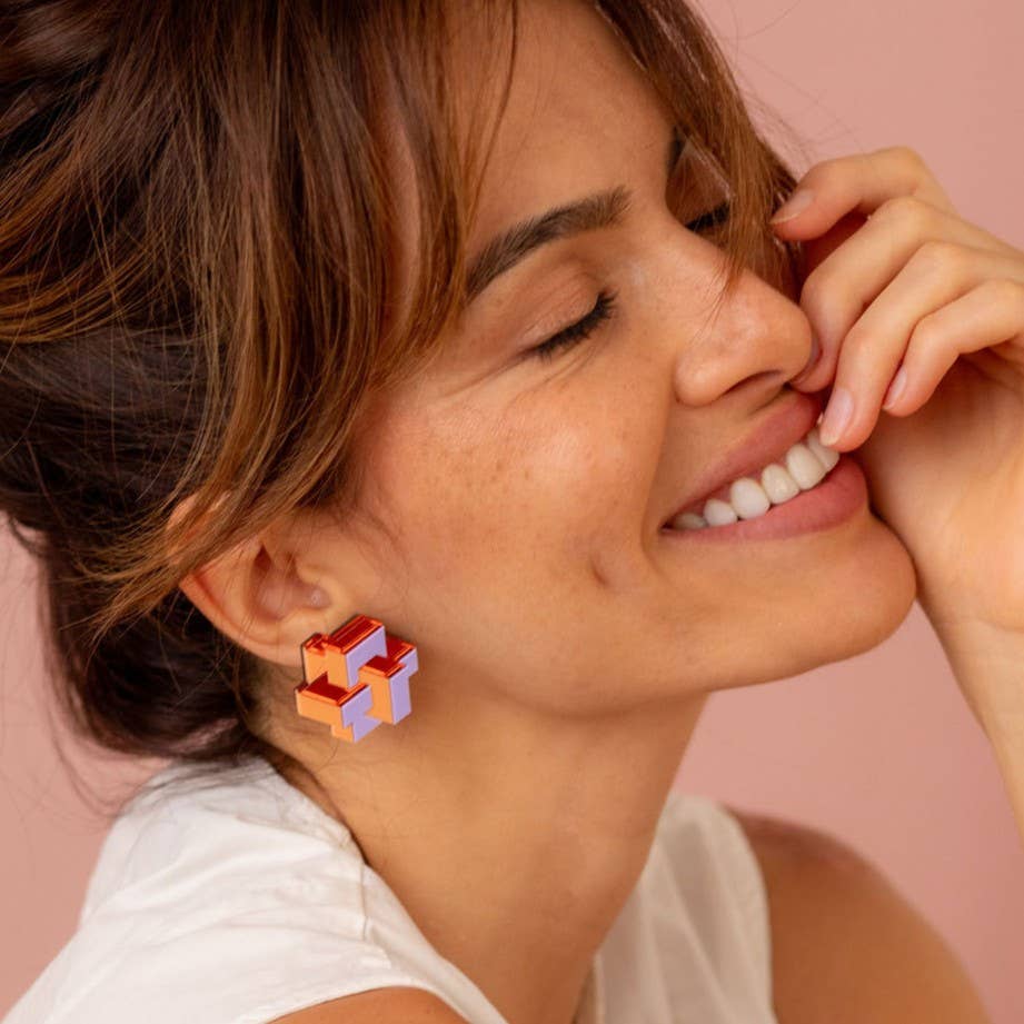 Pamela Coromoto - NEW Prisma Earrings – Bold Geometry for Modern Style: Purple Palette / Clip